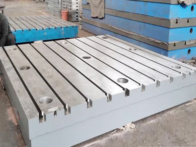 落地鏜銑床工作臺(tái)